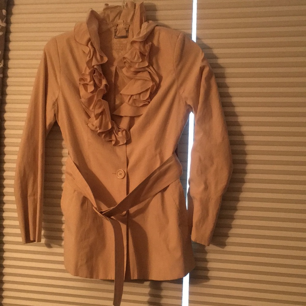 New Jou Jou Jacket with belt buckle and ruffle collar. Size medium